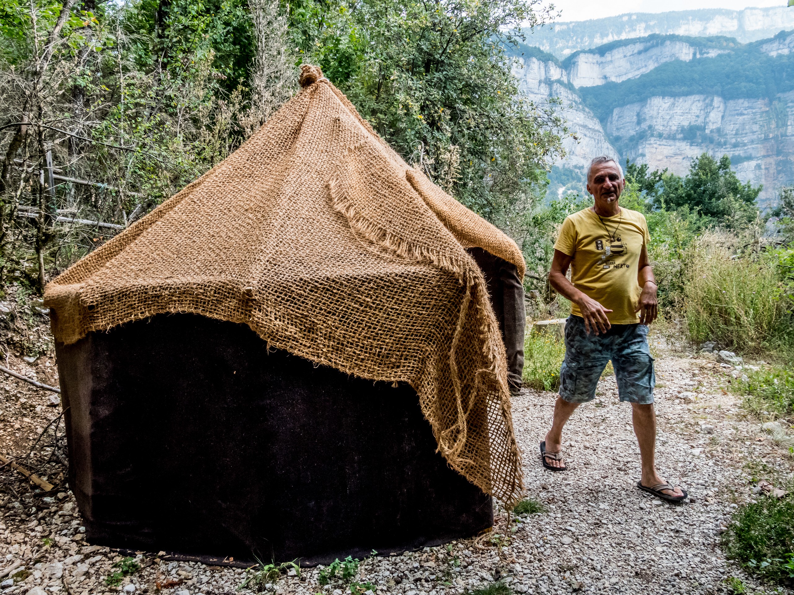 Cabane Café Et Les Gîtes Les Hauts De Choranche